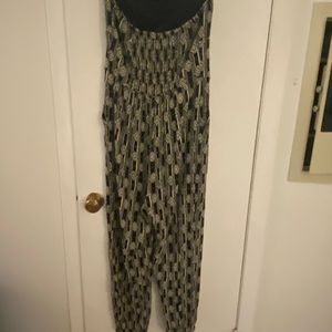 Xhilaration - Strapless Jumper - S